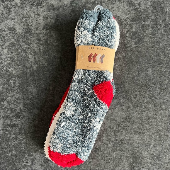 NWT Rae Dunn Cozy Christmas Socks 3-Pack - Picture 4 of 10